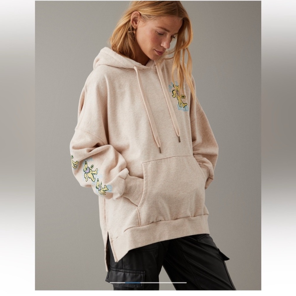 American Eagle Oversized Grateful Dead Graphic Hoodie